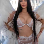 Book Nicole – dream girl contact via WhatsApp