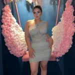 VIP escort Huda – contact via WhatsApp
