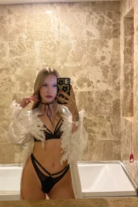 wild escort Masha high-quality service
