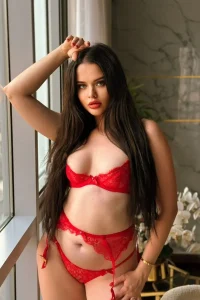 wild escort Aida real photo
