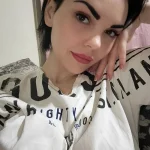 Book Alisa – charming escort available tonight