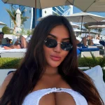 Diana – beautiful escort easy to book