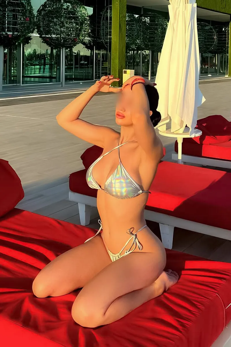 Miroslava | stunning escort – book online