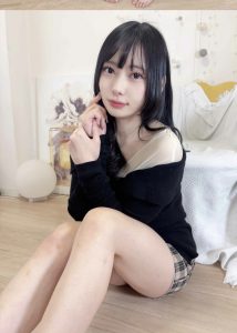 attractive escort Aai high-quality service