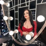 Book Jasmin – classy escort luxury companion